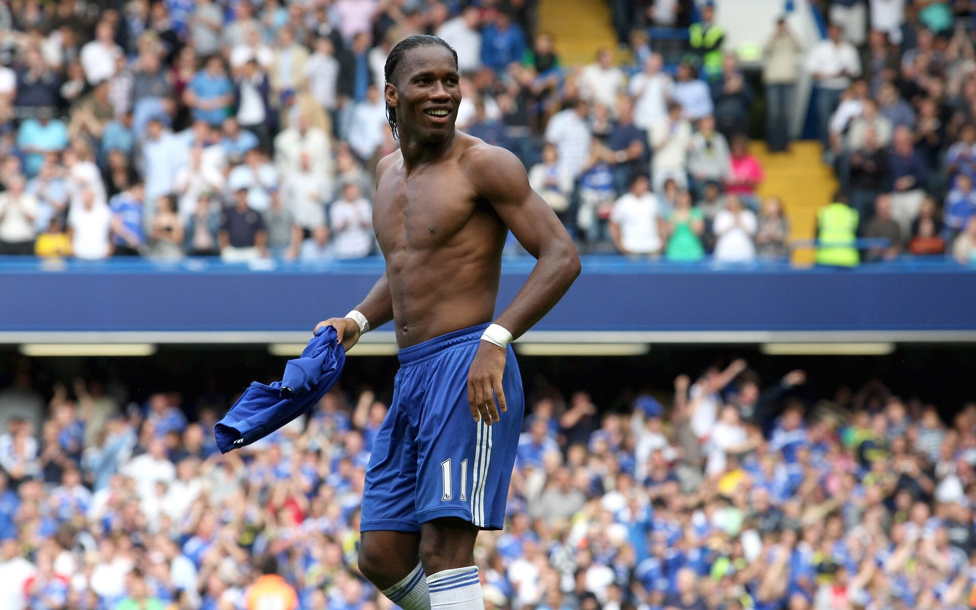 艾比·德尔福：他的防守让南非队的整体战术更加严密和高效，艾比 里德尔